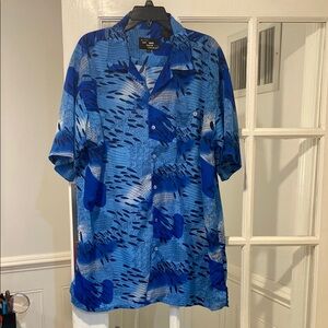 A Cut Above size XL Shirt good condition